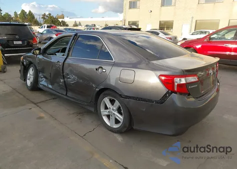 2014 Toyota Camry Se z USA, uszkodzony, nr VIN 4T1BF1FK5EU389798